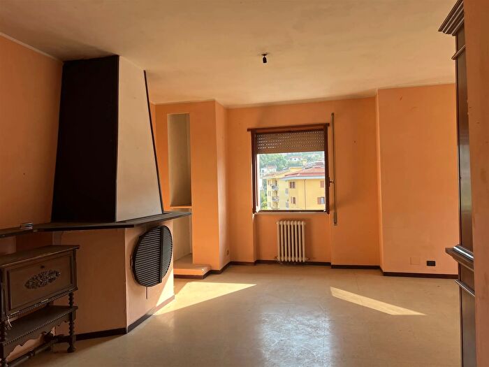 Appartamento con 7 locali in vendita in Via Padovani b Itri, Itri