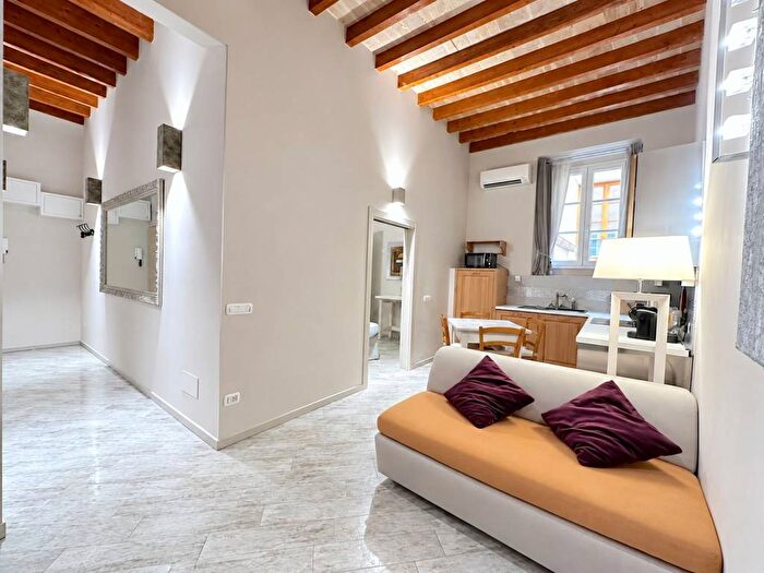 Appartamento bilocale in vendita in Via del Proconsolo, Signoria Uffizi, Firenze