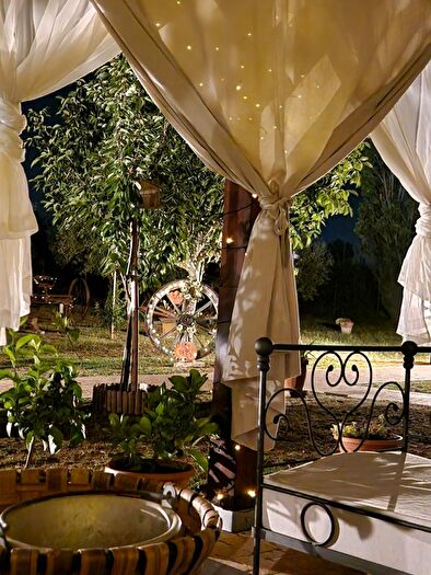 Casa quadrilocale in vendita in Campiglia Marittima