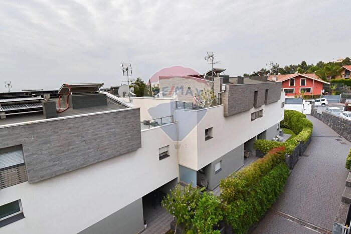 Casa con 6 locali in vendita in Via Goffredo Mameli, San Giovanni La Punta