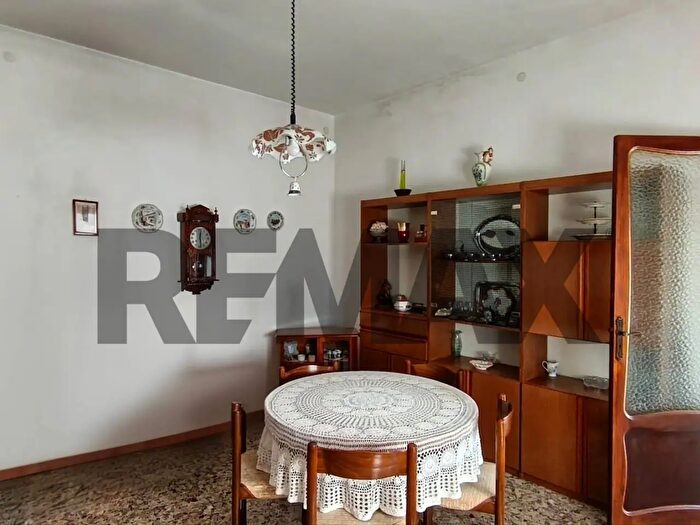 Casa con 6 locali in vendita in Via Roma, Custonaci