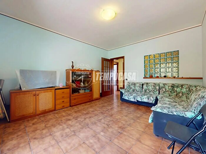 Appartamento quadrilocale in vendita in Baiso
