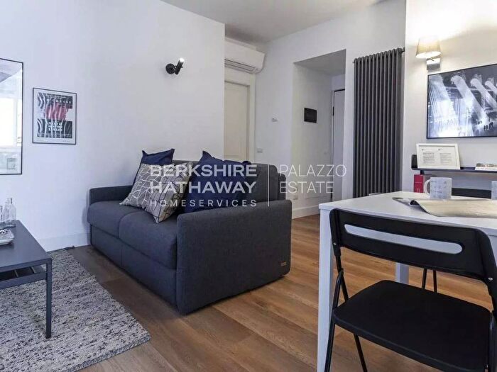 Appartamento bilocale in affitto in Paolo Sarpi, Milano