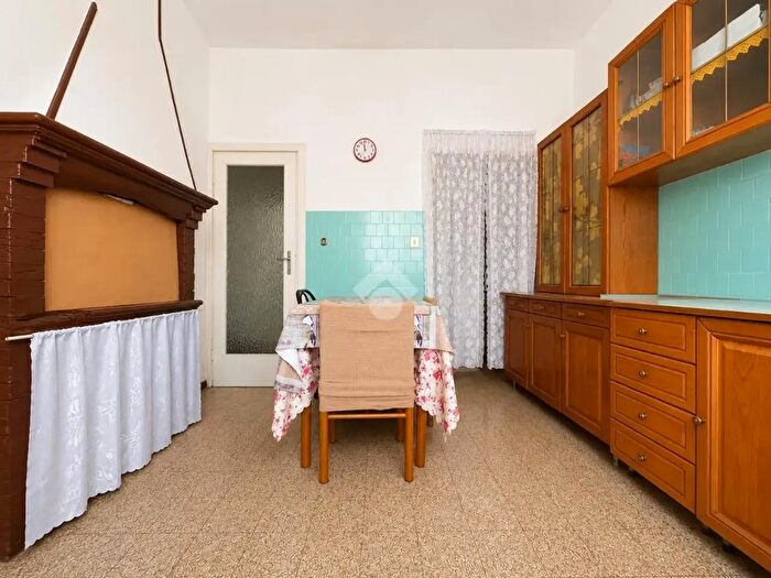 Appartamento trilocale in vendita in Via Fratelli Cervi, Terni