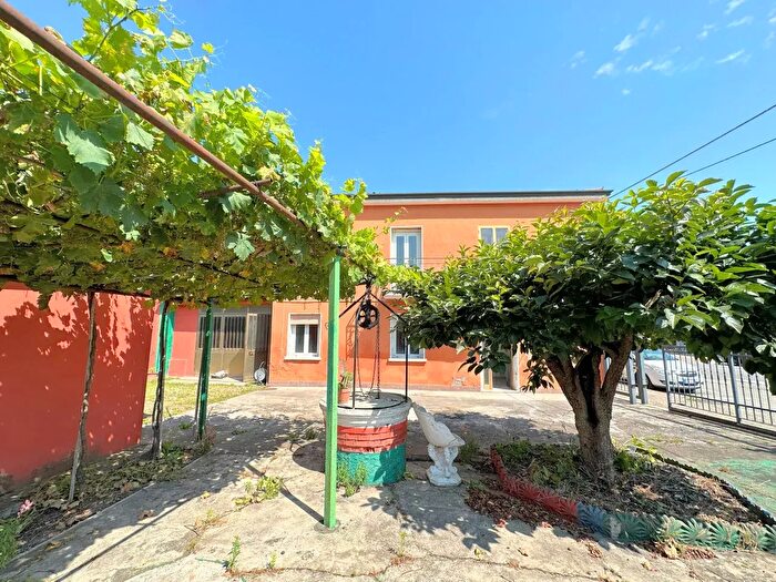 Casa monolocale in vendita in Pressana