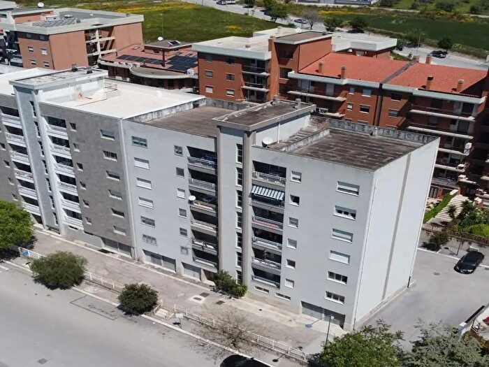 Appartamento trilocale in vendita in Lucera