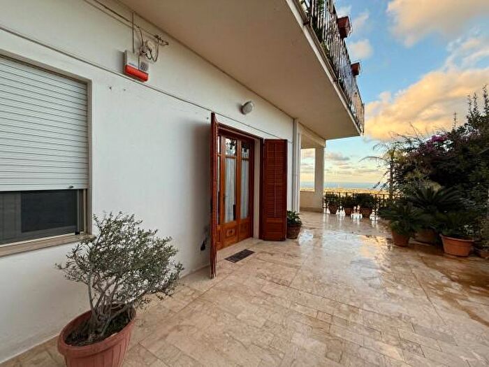 Appartamento con 6 locali in vendita in Via per Monte Bonifato, Alcamo