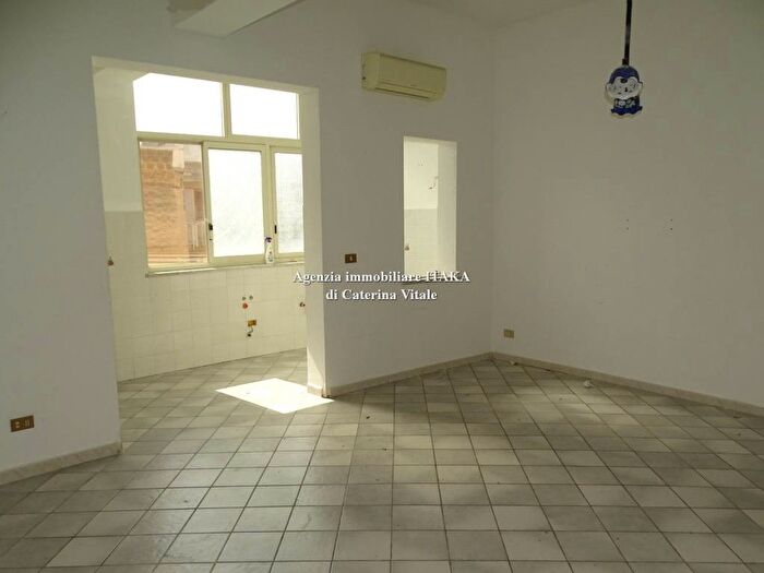 Appartamento trilocale in affitto in Via Cefalù, Villabate