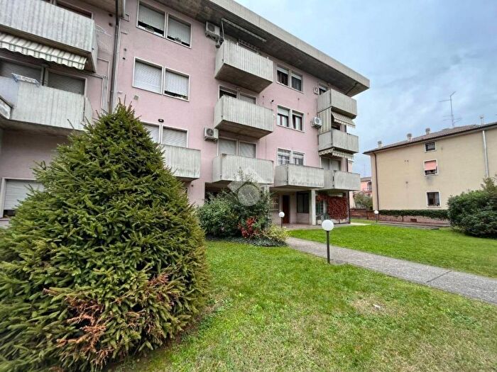 Appartamento bilocale in affitto in Via dei fidenzi, Borgo Roma, Verona