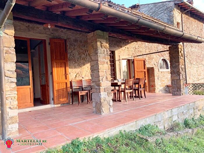 Casa con 10 locali in vendita in Via di Serpiolle Firenze, Firenze