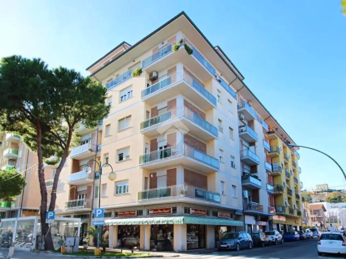 Appartamento trilocale in vendita in Via Milano, Porto San Giorgio