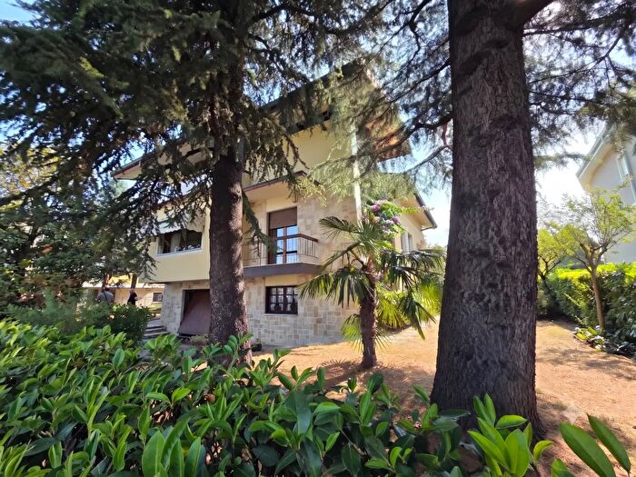 Casa con 6 locali in vendita in Via Triumplina, Brescia