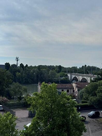 Appartamento trilocale in affitto in Cittadella Porta Nuova, Verona