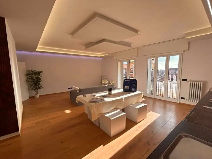 Appartamento quadrilocale in vendita in Via Boselli, Pinerolo