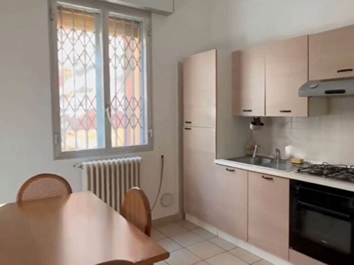 Appartamento trilocale in affitto in Saffi, Bologna