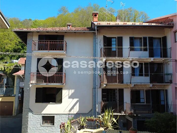 Appartamento con 5 locali in vendita in Frazione Cerreia a, Valdilana