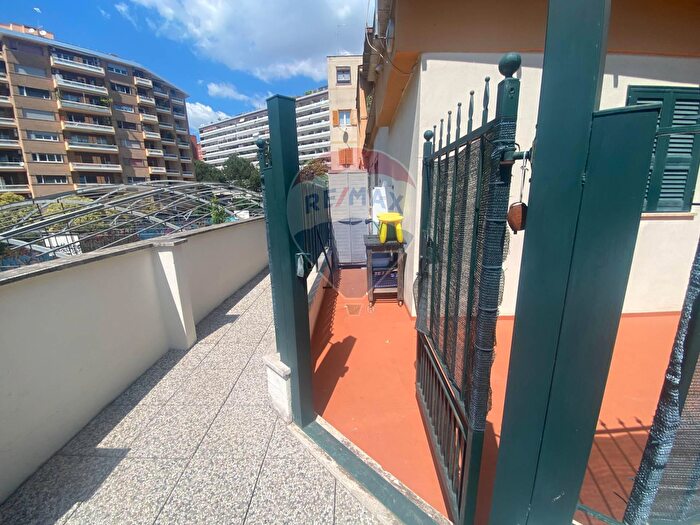 Appartamento bilocale in vendita in Via Colle Rosato, Roma