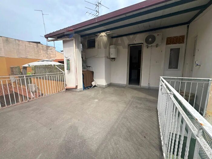 Appartamento trilocale in affitto in Via Solferino, Catania