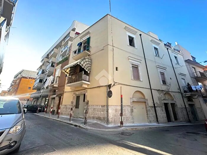 Appartamento bilocale in vendita in Via Niccolo' Pandolfelli, Barletta