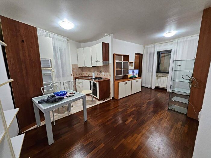 Appartamento monolocale in affitto in Via Palmaria, Canaletto, La Spezia