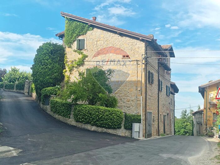 Appartamento monolocale in vendita in Via della Guarda, Loiano