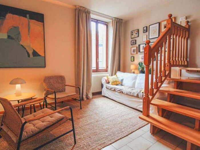 Appartamento quadrilocale in affitto in Via Vittorio Veneto, Gravedona, Gravedona ed Uniti