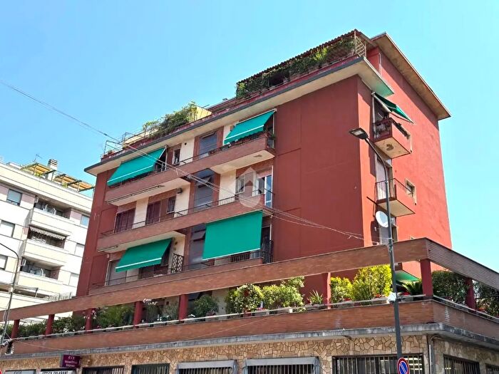 Appartamento bilocale in vendita in Via Giuseppe Tartini, Milano
