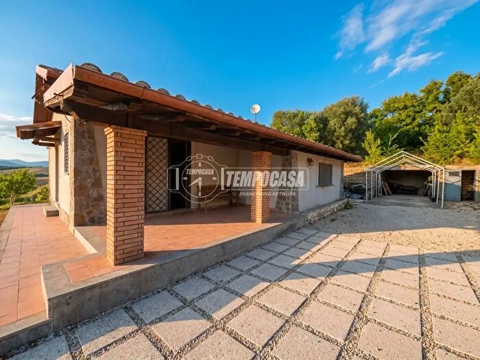 Casa trilocale in vendita in Via del Pavone, Campagnano Di Roma
