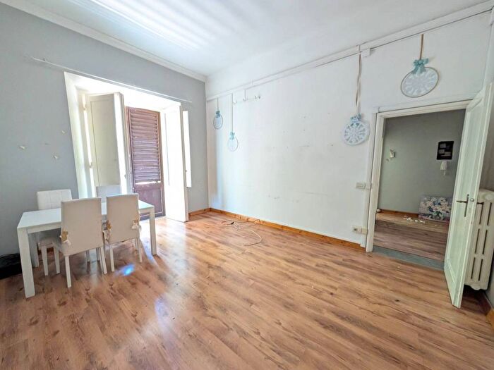 Appartamento quadrilocale in affitto in Viale Giuseppe Mazzini, Mazzini Oberdan, Firenze