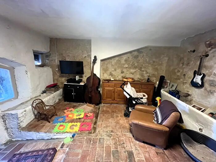 Casa con 5 locali in vendita in Cavallano Si, Casole DElsa