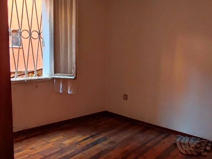 Appartamento trilocale in affitto in Via degli Armari, Centro Storico, Ferrara