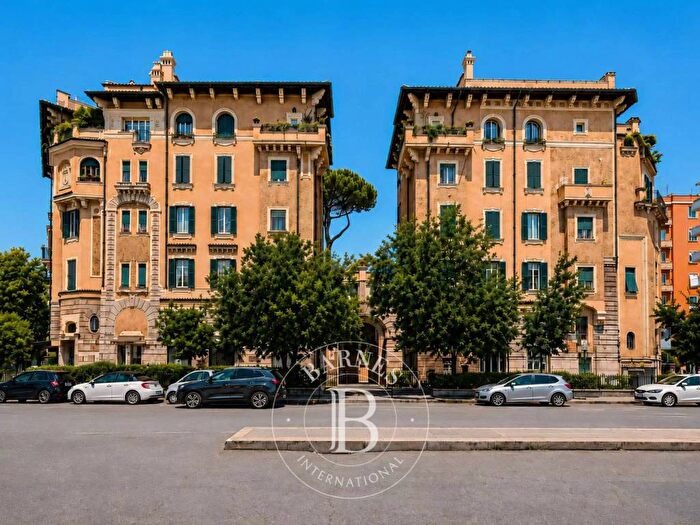 Appartamento quadrilocale in affitto in Piazza Tuscolo, San Giovanni, Roma