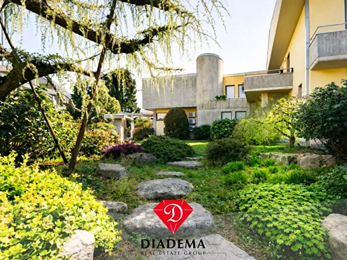 Appartamento bilocale in vendita in Via Roma, Castronno