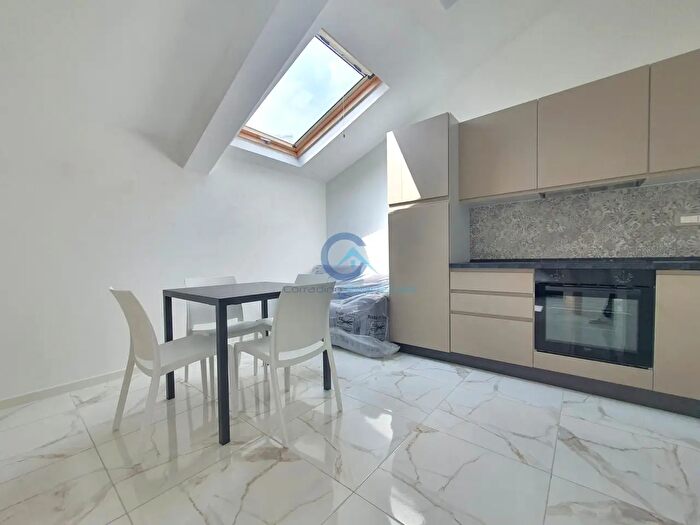 Appartamento bilocale in affitto in Corso Giuseppe Mazzini, Catanzaro