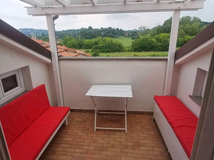 Casa quadrilocale in affitto in Via Madonna di Loreto, Pantano, Pesaro