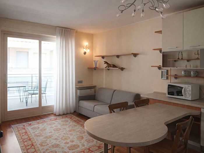 Appartamento bilocale in affitto in Via Giovanni Masera, Morgagni, Milano