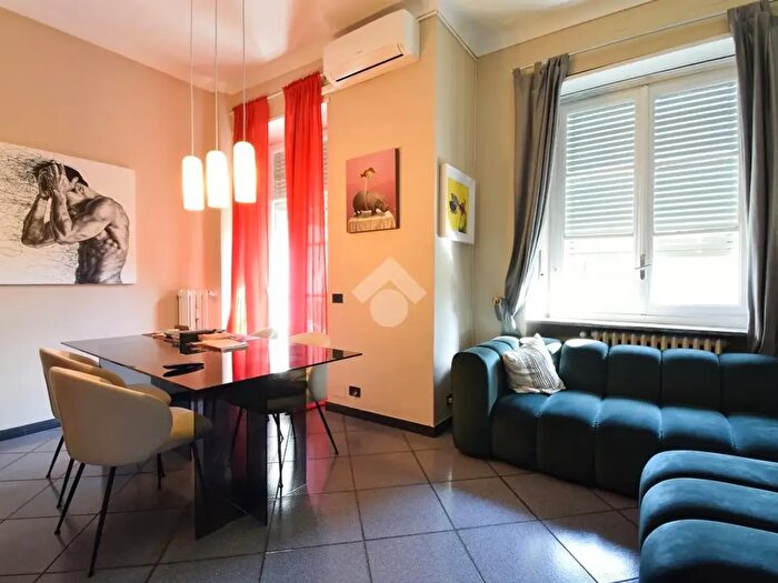 Appartamento trilocale in affitto in Via Sommacampagna, Torino