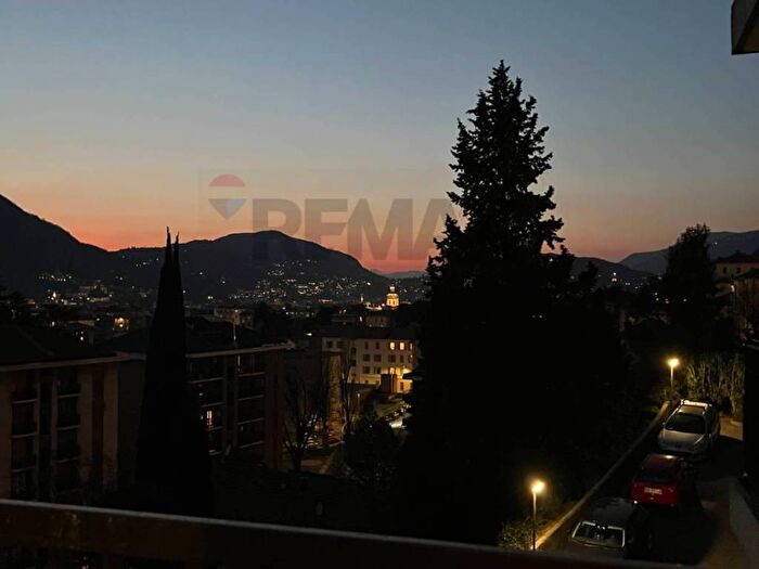 Appartamento bilocale in affitto in Garzola, Como