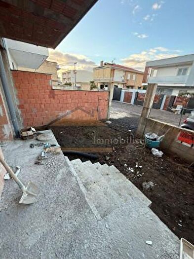 Casa con 5 locali in vendita in Via Tito, Parete