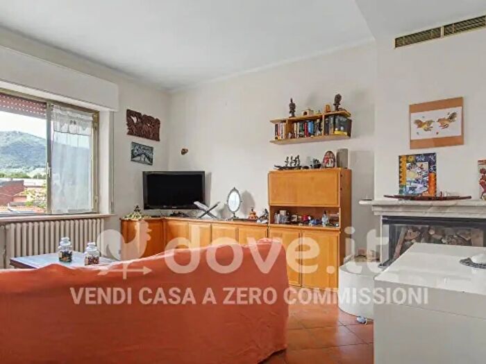 Appartamento trilocale in vendita in Via Viandasso, Ranica