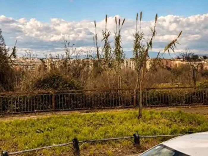 Appartamento con 5 locali in vendita in Via Filippo Marchetti, Roma