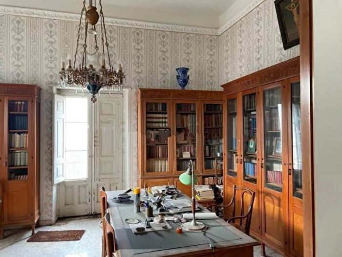 Casa con 6 locali in vendita in Via Vittorio Emanuele, Agira