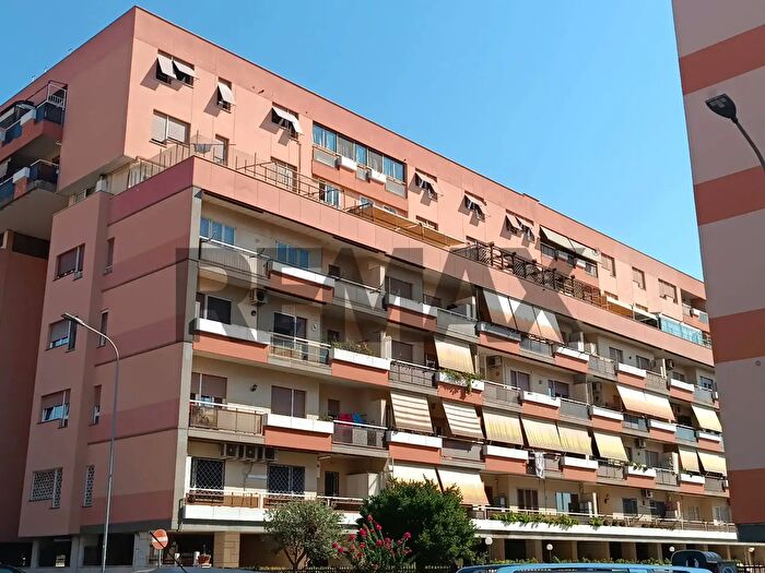 Appartamento bilocale in vendita in Silvio Pellico, Pomezia