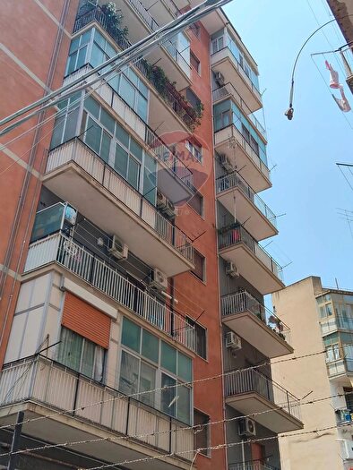 Appartamento con 5 locali in vendita in Viale Mario Rapisardi, Catania