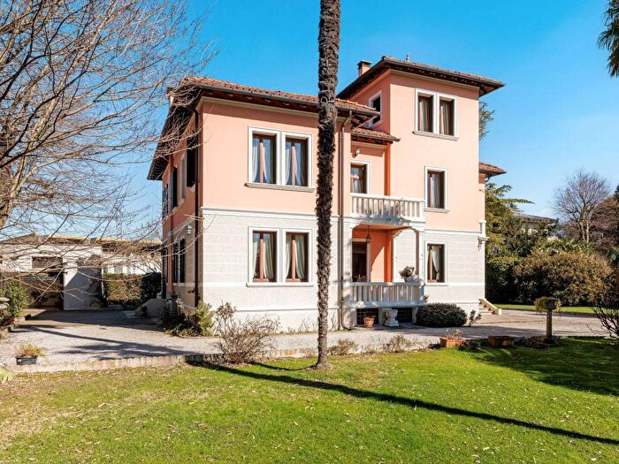 Casa con 6 locali in affitto in Via Muri, Fontane, Villorba