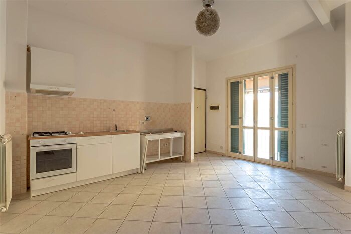 Appartamento trilocale in vendita in Via Risorgimento, Campi Bisenzio