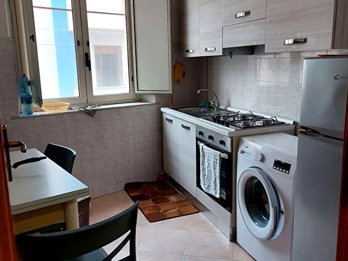 Appartamento trilocale in affitto in Via Siracusa, Catanzaro