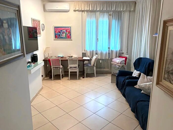 Appartamento quadrilocale in vendita in Viale Francesco Redi, Firenze