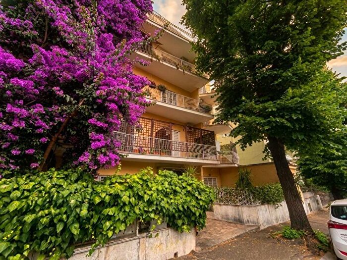 Appartamento bilocale in affitto in Viale Carnaro, Città Giardino, Roma