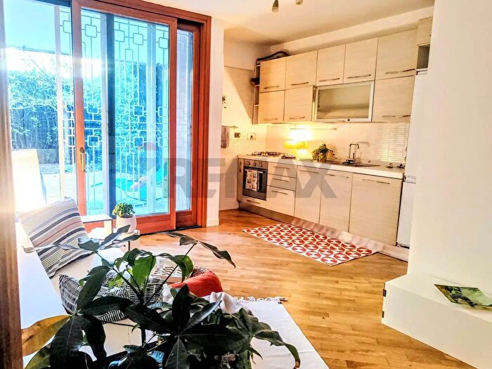 Appartamento bilocale in vendita in Roma